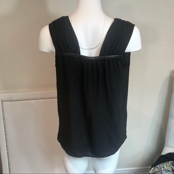 House of Harlow 1960 Black sleeveless blouse - Picture 3 of 8